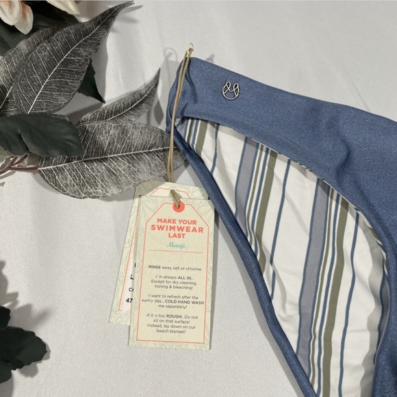 NWT Maaji [ Large ] Silver Sublime Bikini Bottoms‎ in Solid/Stripes - Picture 5 of 11